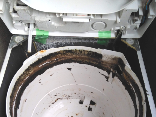 洗濯機内面の汚れ