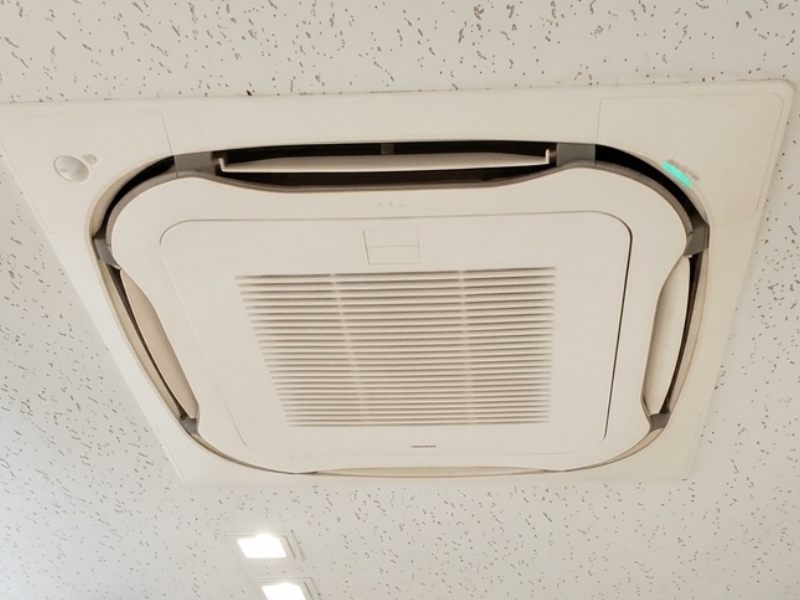 業務用エアコン起動